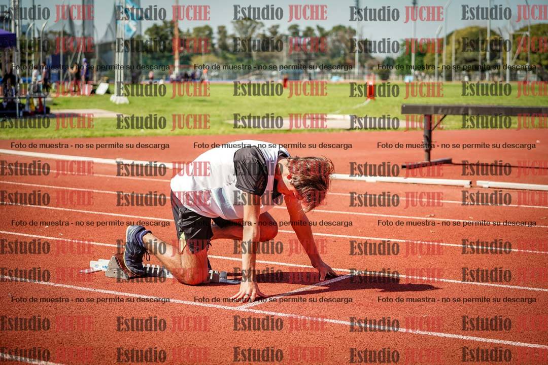 Fotos de los 400 m llanos de varones