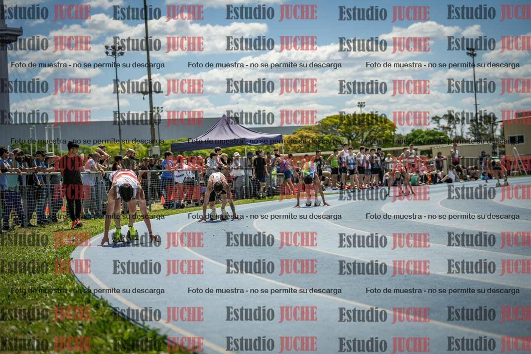 Fotos de los 400 m llanos de varones