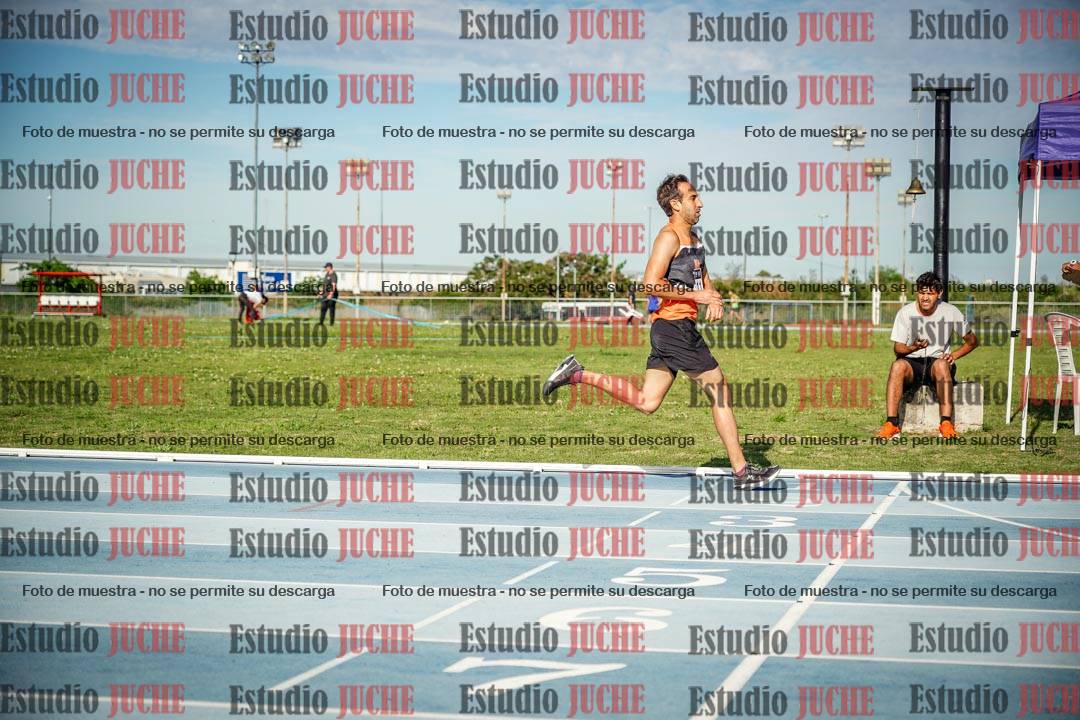 Fotos de los 1500 m llanos de varones