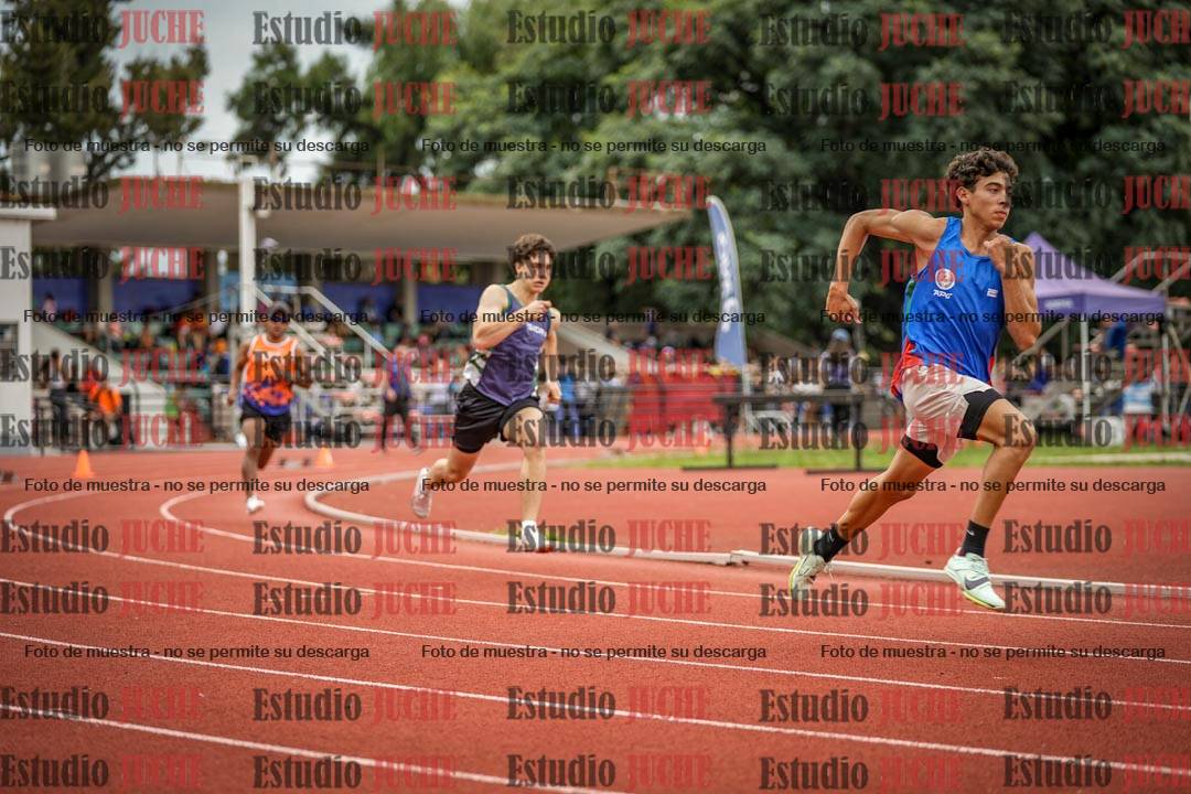 Fotos de los 400 m llanos de varones