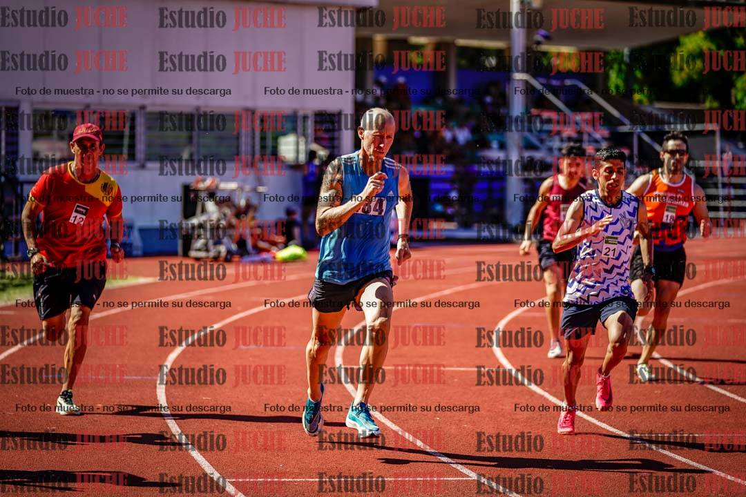 Fotos de los 800 m llanos de varones