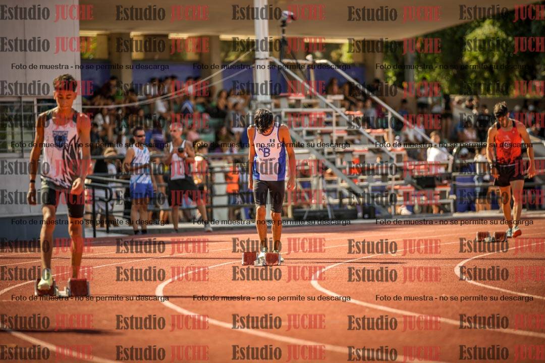 Fotos de los 400 m llanos de varones