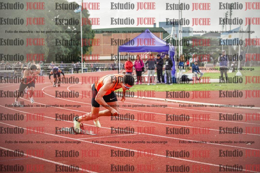 Fotos de los 400 m llanos de varones