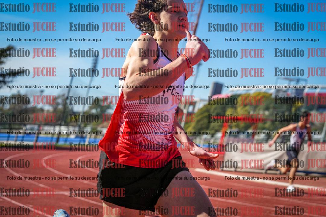 Fotos de los 200 m llanos de varones