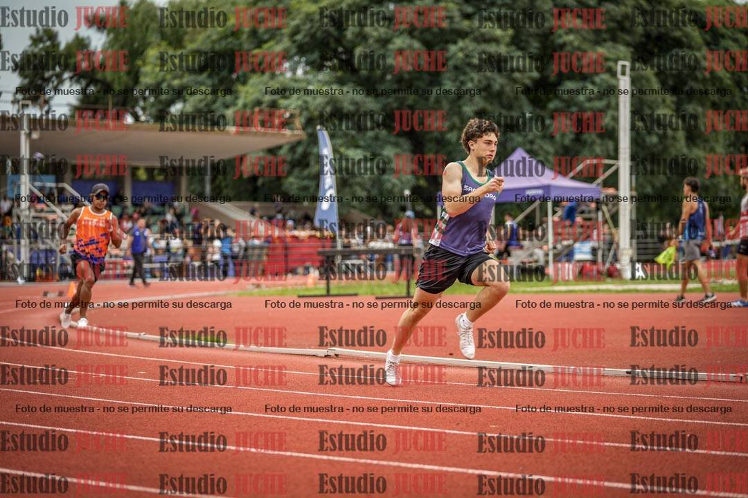 Fotos de los 400 m llanos de varones