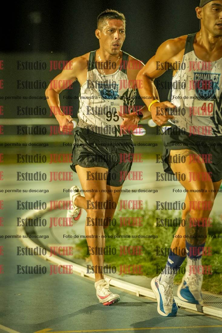 Fotos de los 3000 m llanos de varones