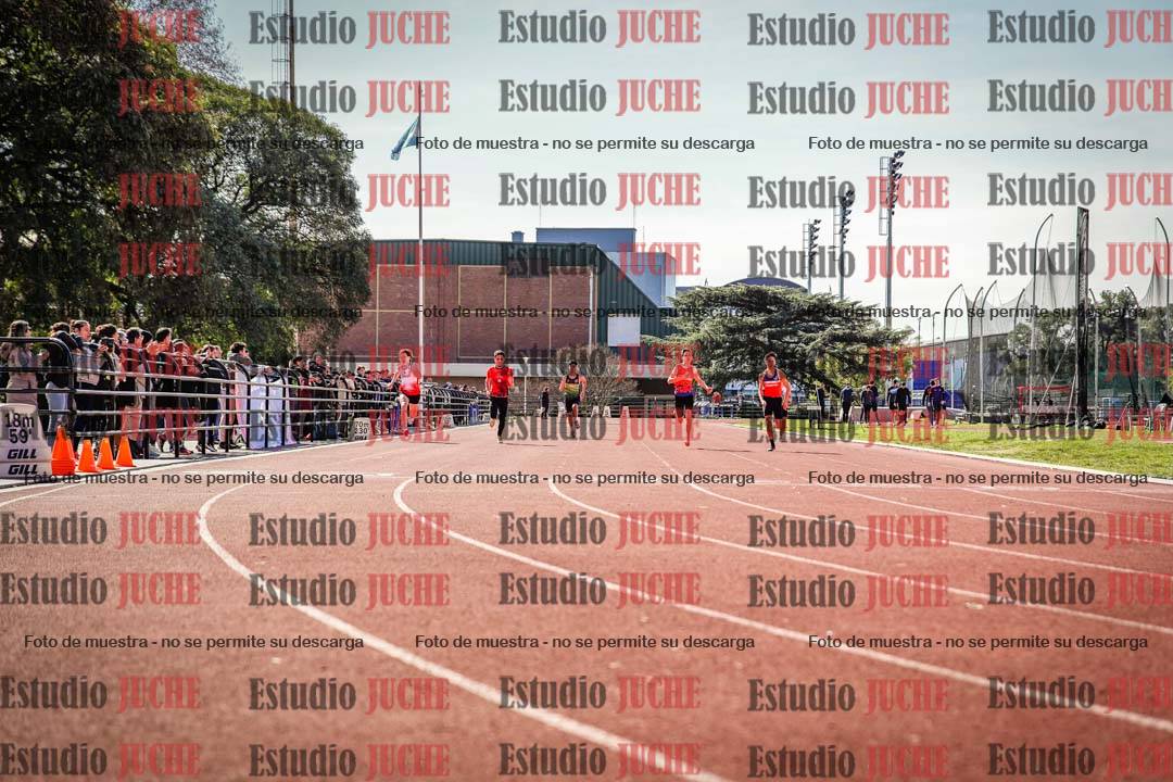 Fotos de los 200 m llanos de varones