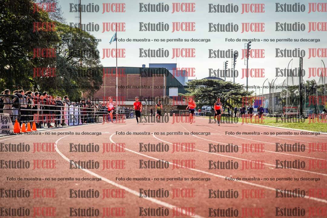 Fotos de los 200 m llanos de varones