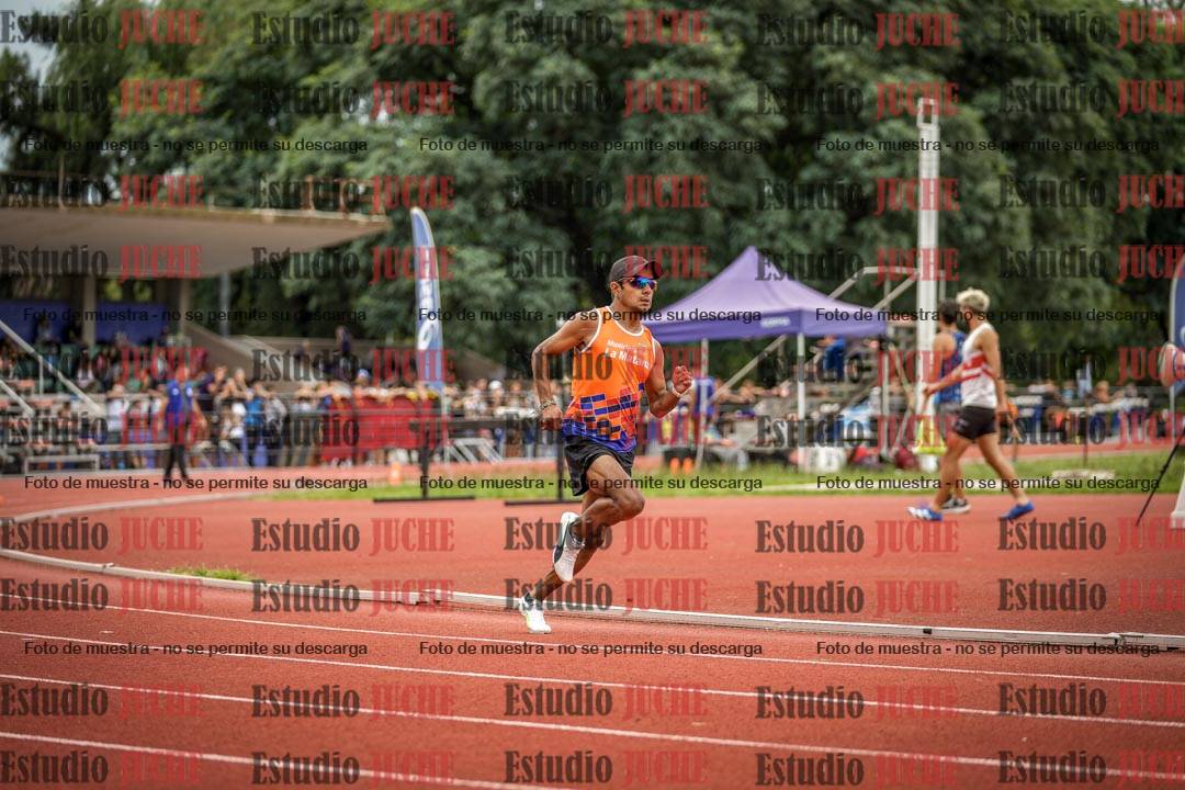 Fotos de los 400 m llanos de varones