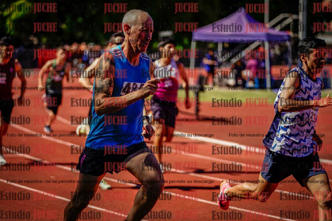 Fotos de los 800 m llanos de varones