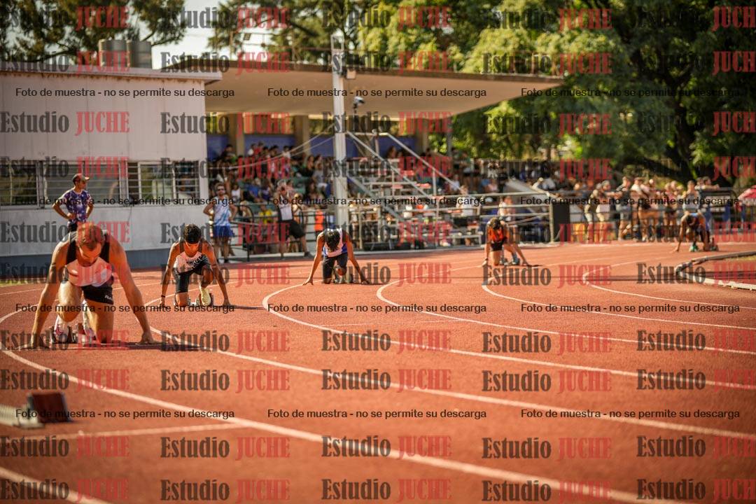 Fotos de los 400 m llanos de varones