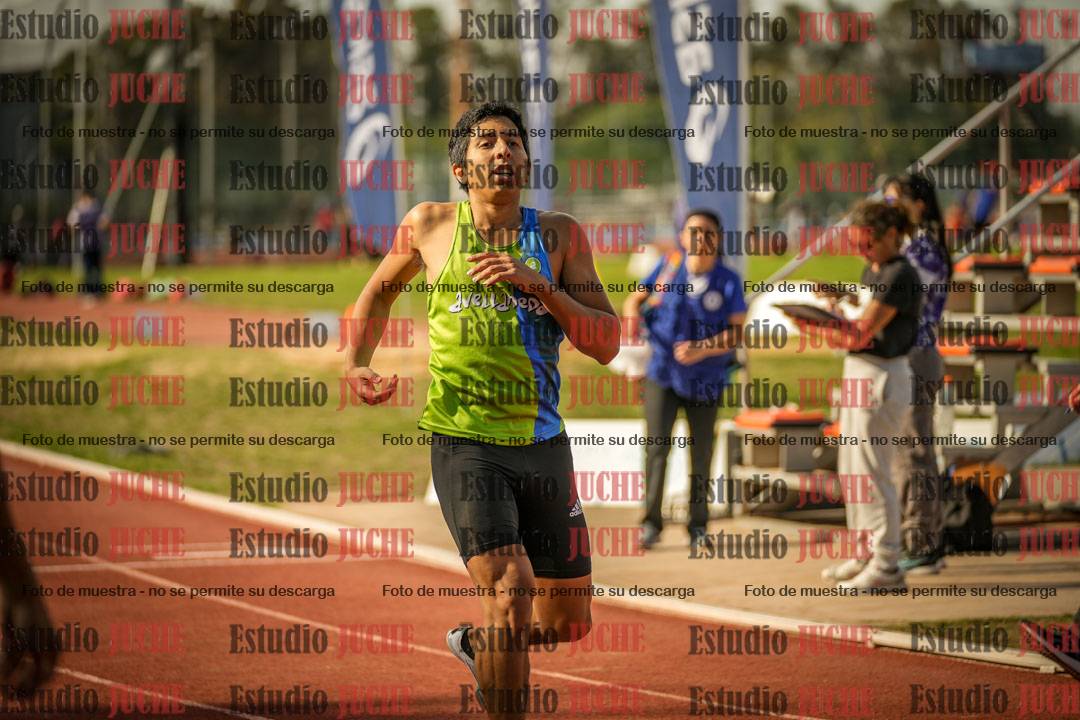 Fotos de los 400 m llanos de varones
