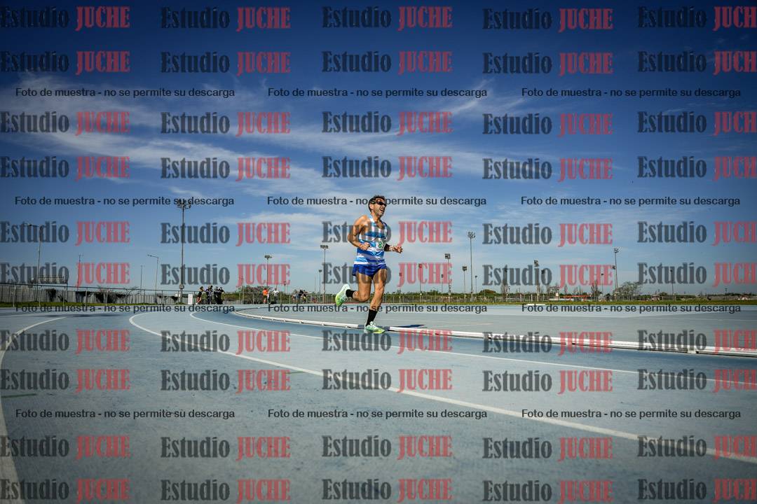 Fotos de los 3000 m llanos de varones
