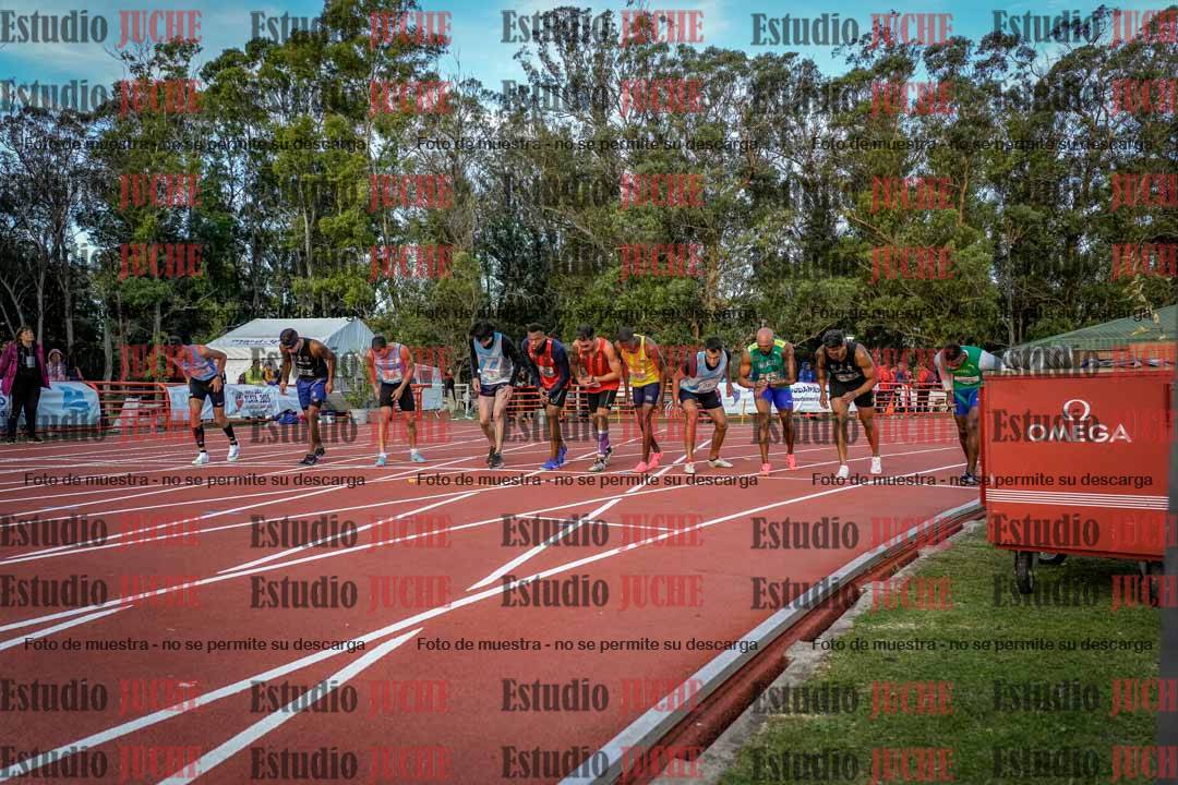 Fotos de los 1500 m llanos de varones - deca 10