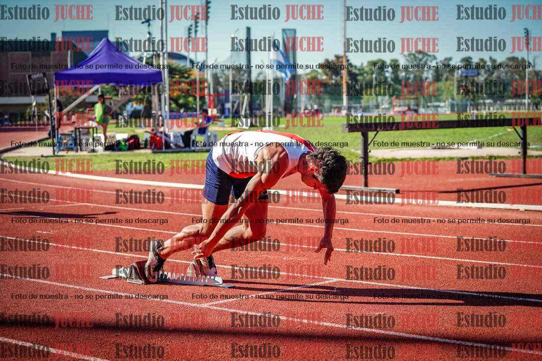 Fotos de los 400 m llanos de varones