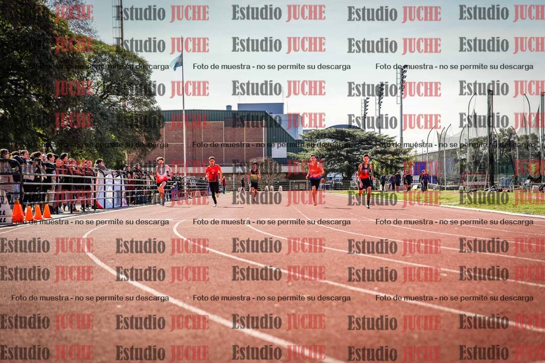 Fotos de los 200 m llanos de varones