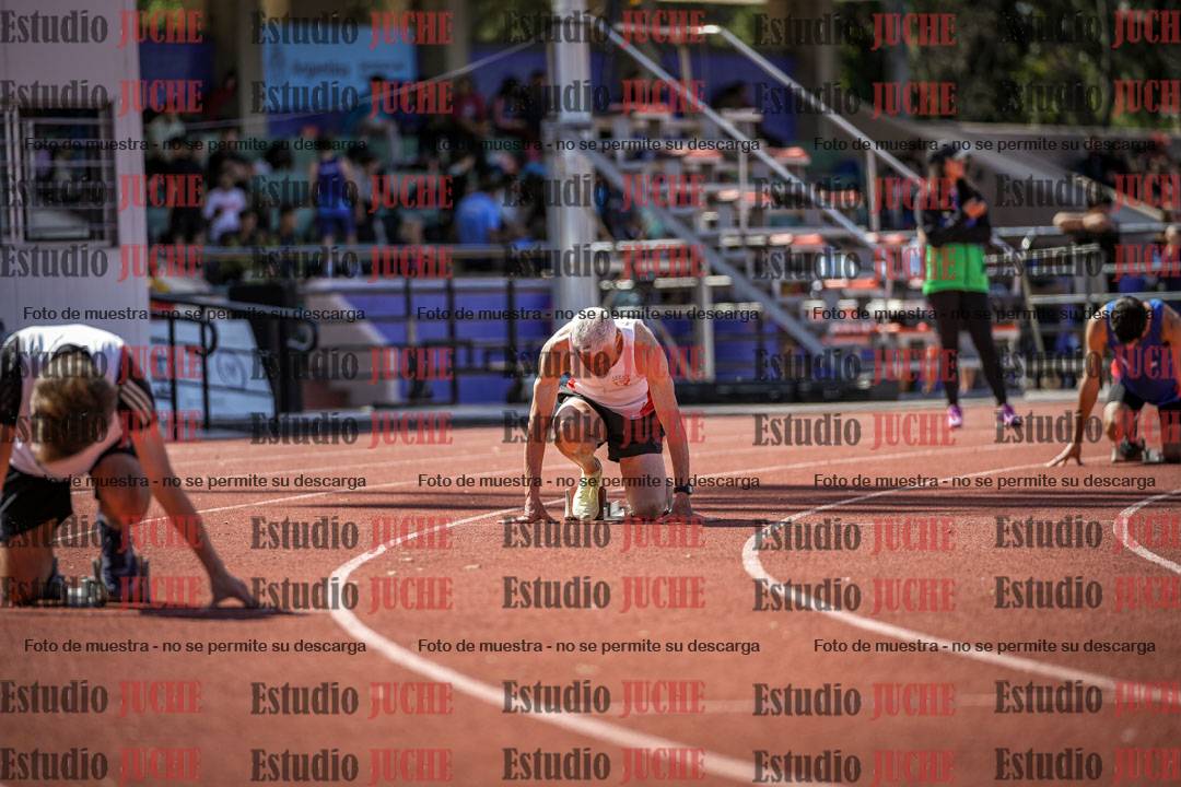 Fotos de los 400 m llanos de varones