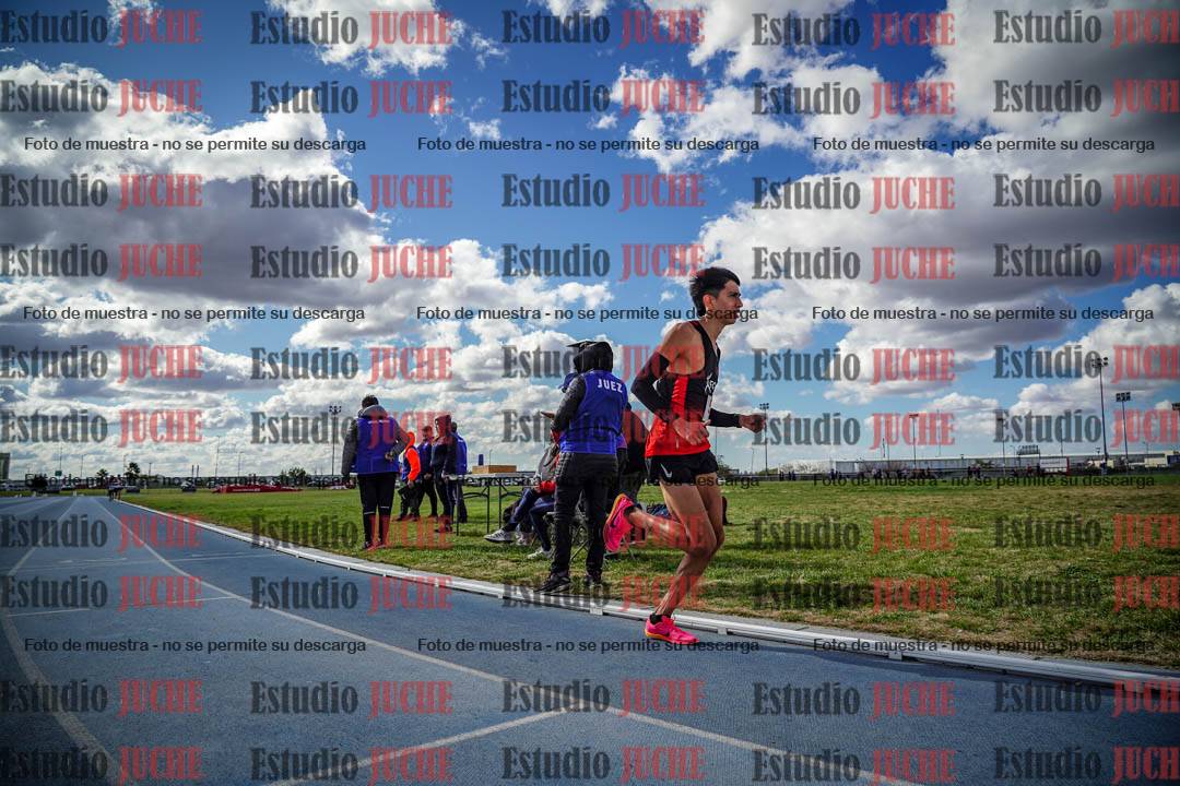 Fotos de los 5000 m llanos de varones