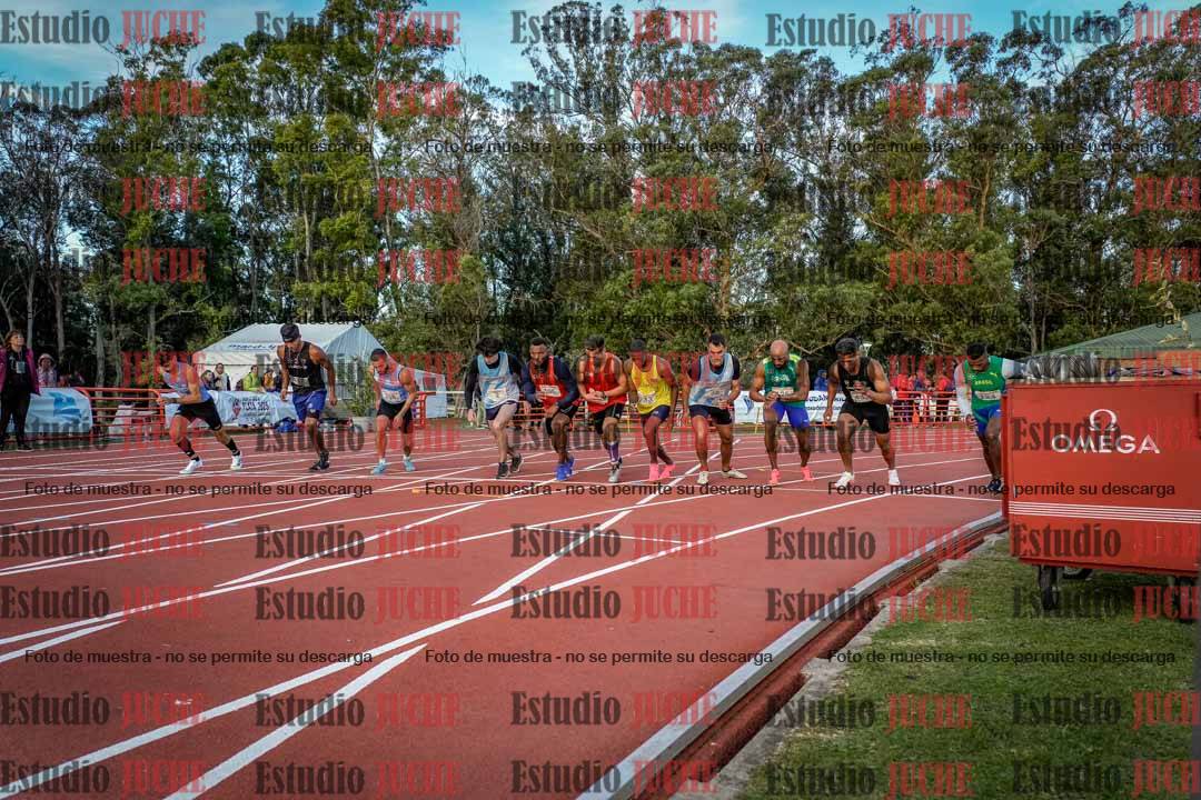 Fotos de los 1500 m llanos de varones - deca 10