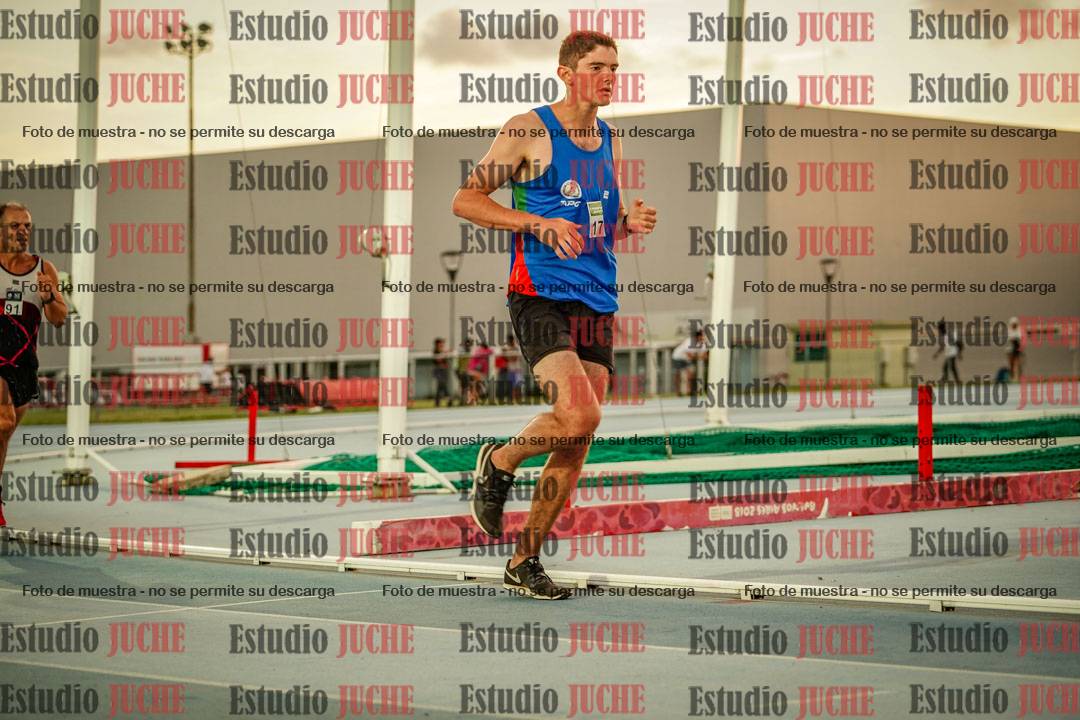 Fotos de los 3000 m llanos de varones