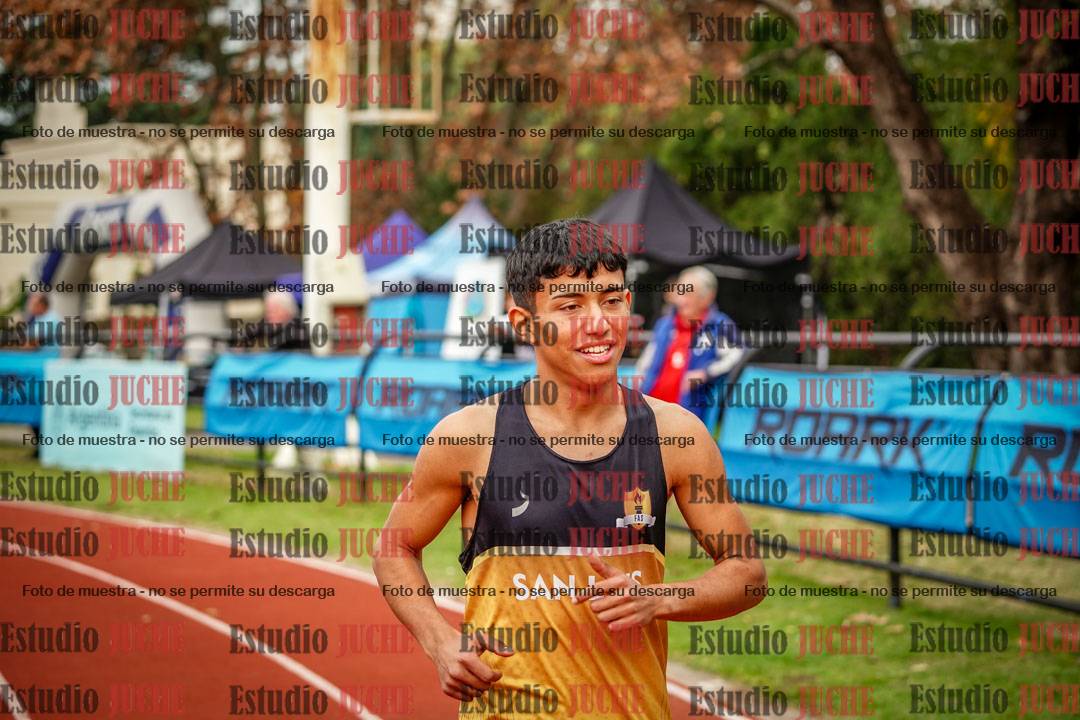 Fotos de los 400 m llanos de varones - FINAL
