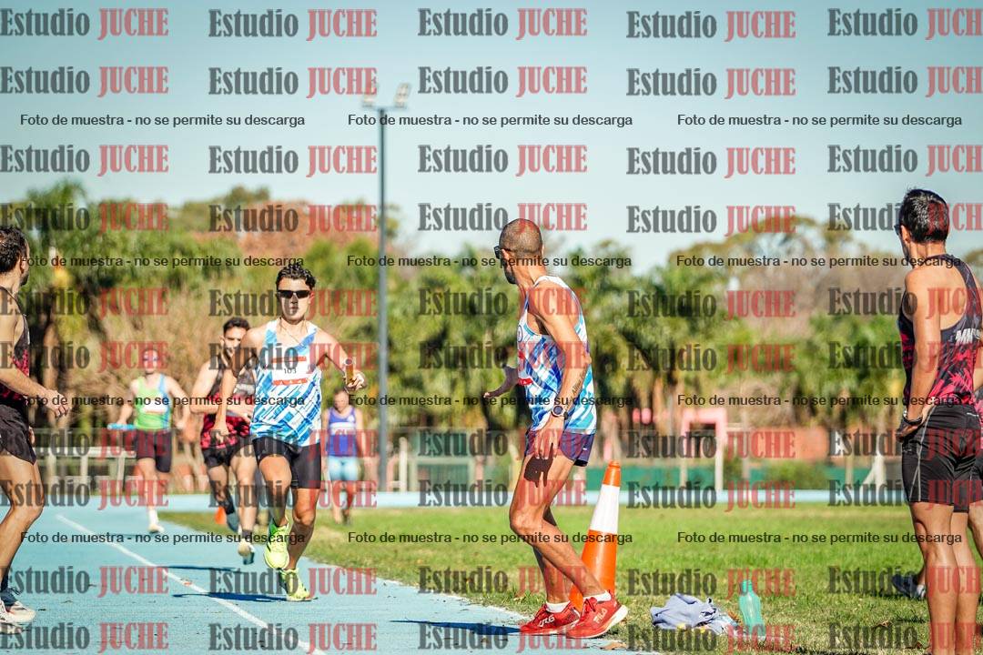 Fotos durante los relevos