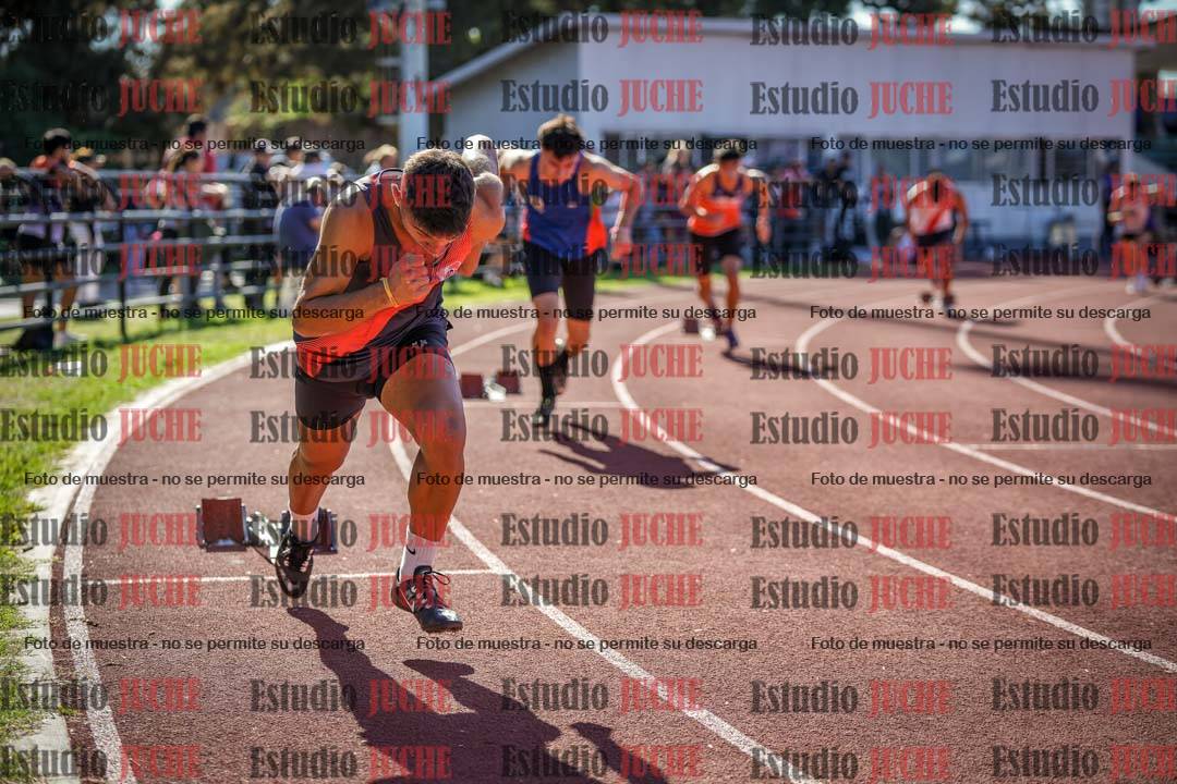 Fotos de los 400 m llanos de varones