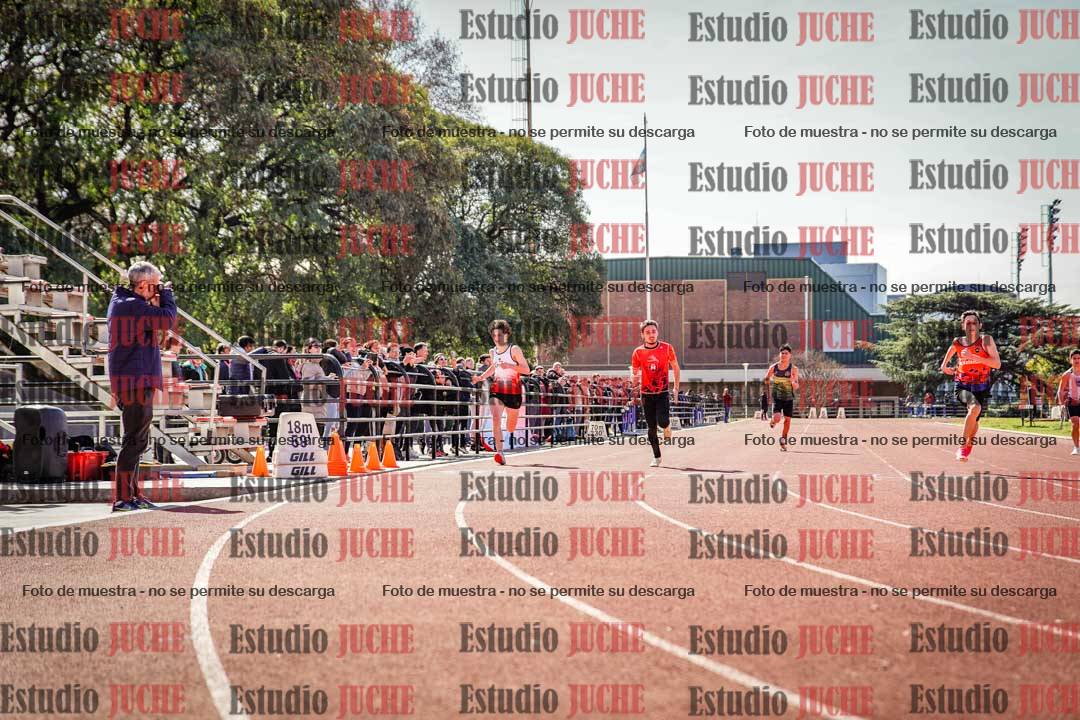 Fotos de los 200 m llanos de varones
