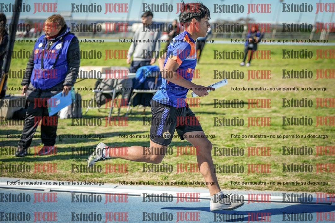 Fotos de las Postas 4x400 m de mujeres y varones