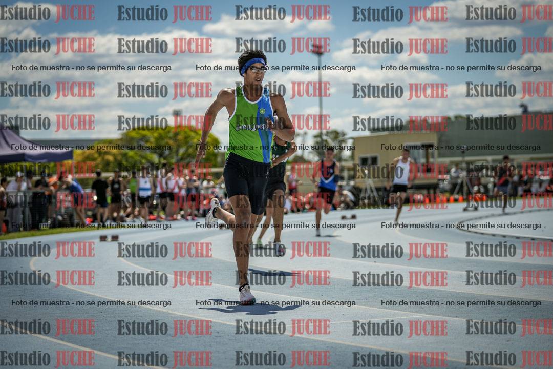 Fotos de los 400 m llanos de varones