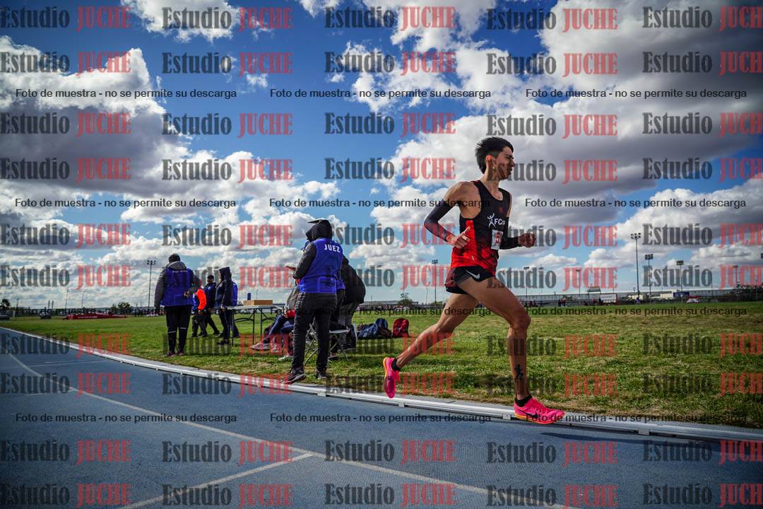 Fotos de los 5000 m llanos de varones