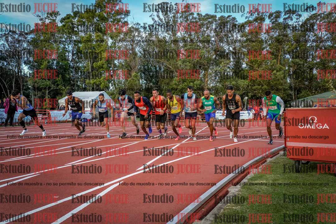 Fotos de los 1500 m llanos de varones - deca 10
