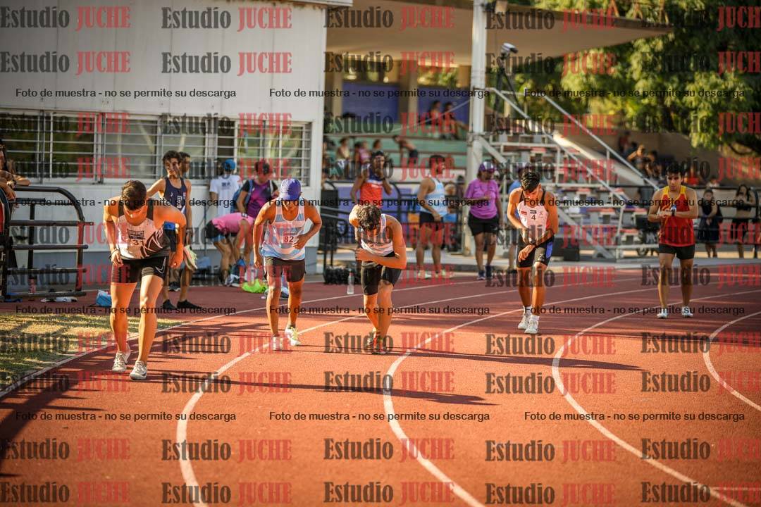Fotos de los 800 m llanos de varones