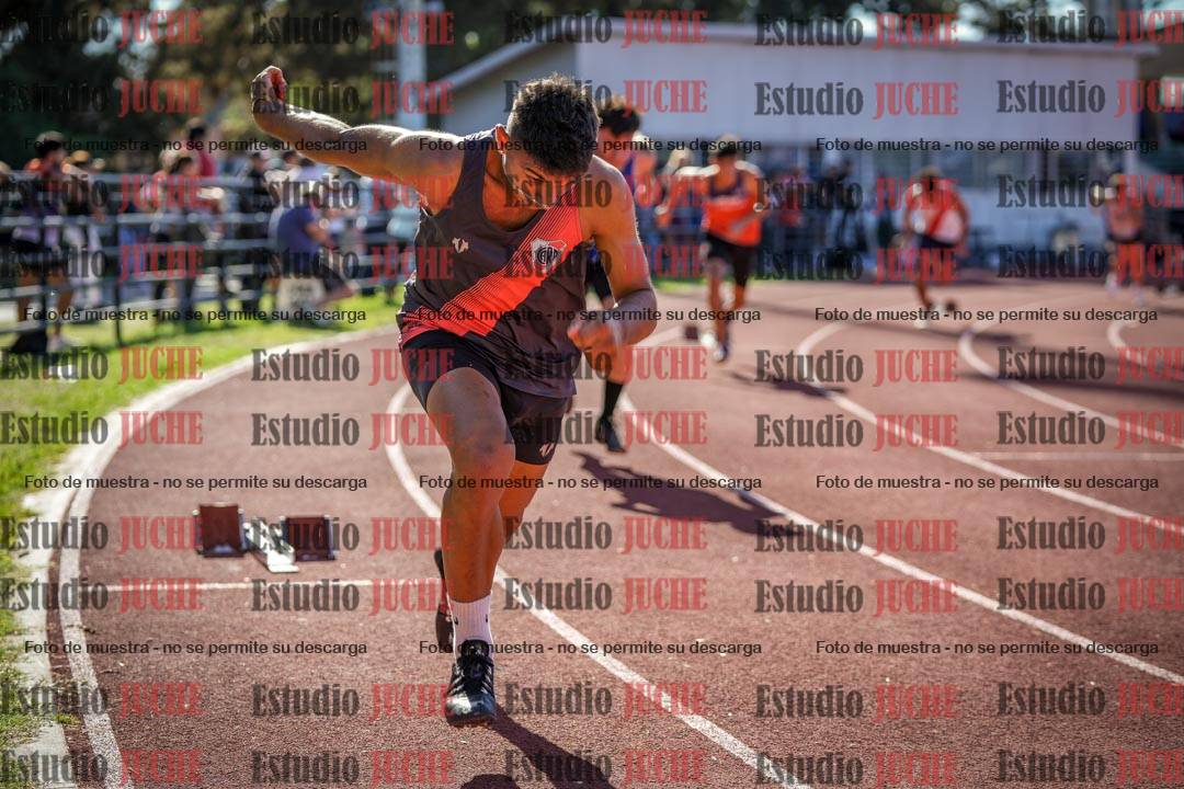 Fotos de los 400 m llanos de varones