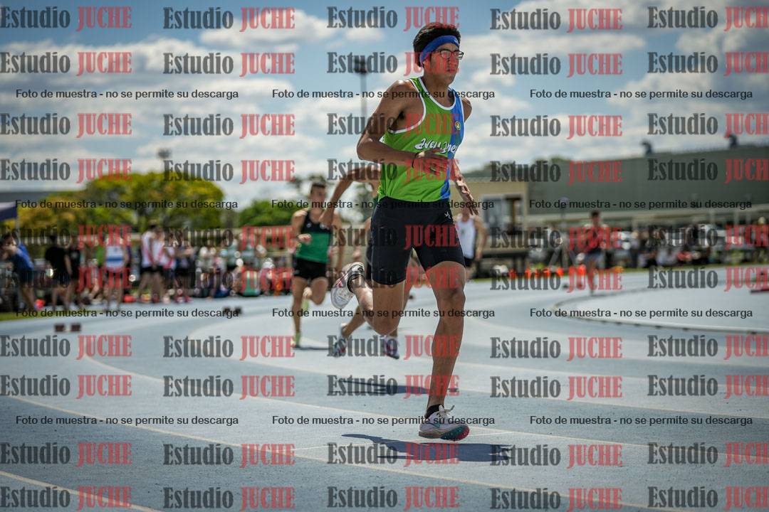 Fotos de los 400 m llanos de varones