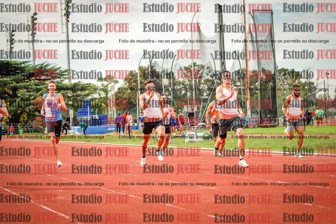 Fotos de los 400 m llanos de varones