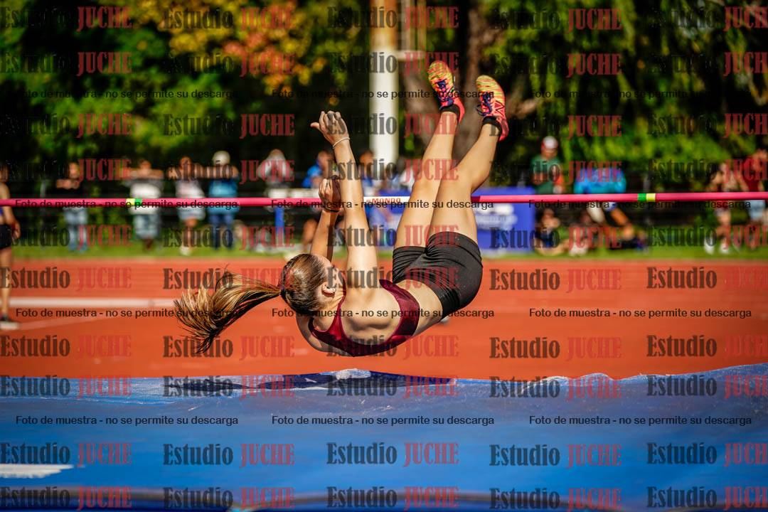 Fotos del salto en alto de mujeres