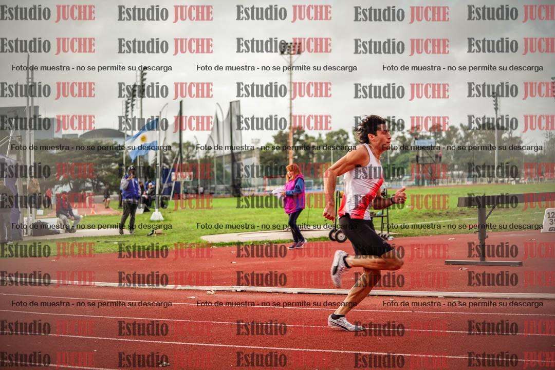 Fotos de los 400 m llanos de varones