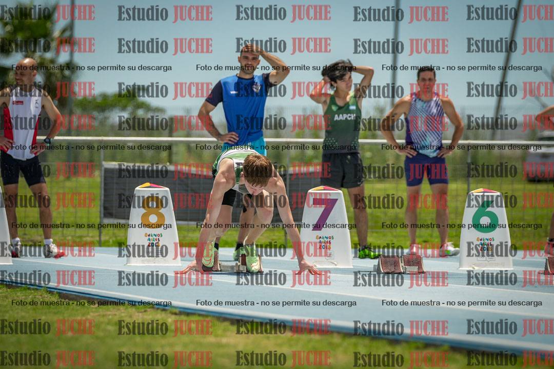 Fotos de los 100 m llanos de varones