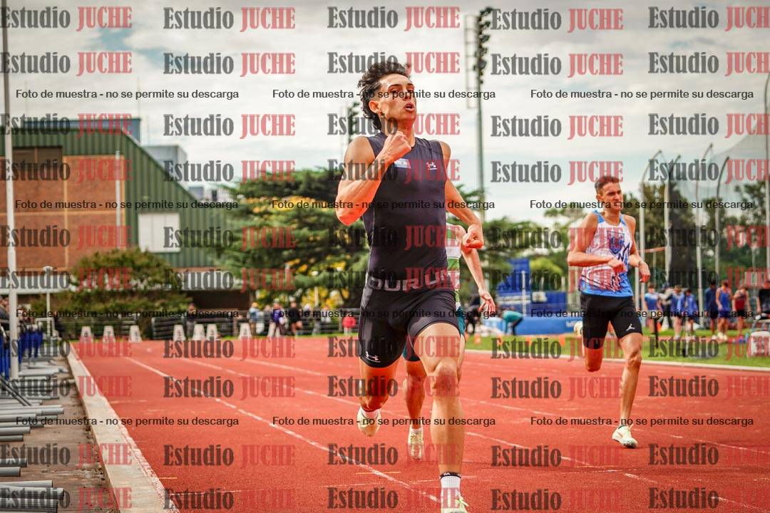 Fotos de los 400 m llanos de varones