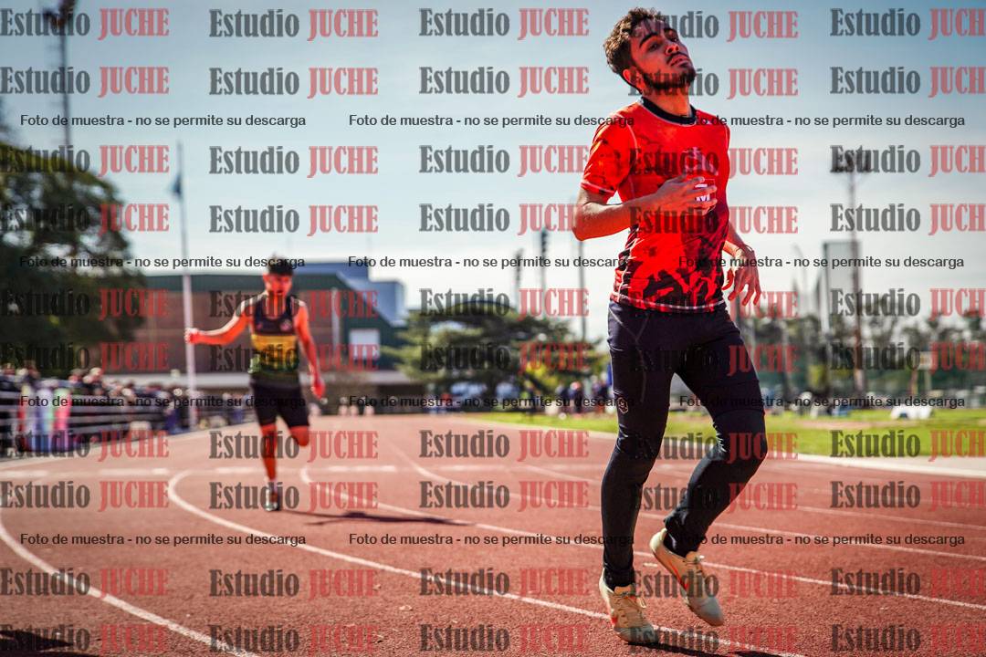 Fotos de los 200 m llanos de varones