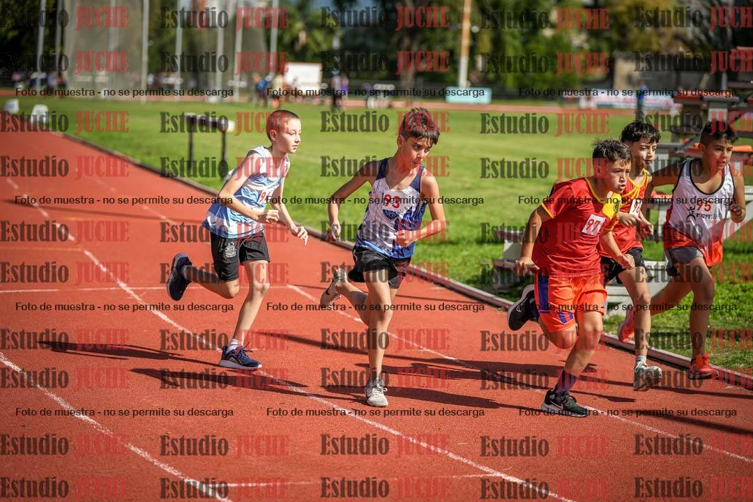 Fotos de los 1000 m llanos de varones