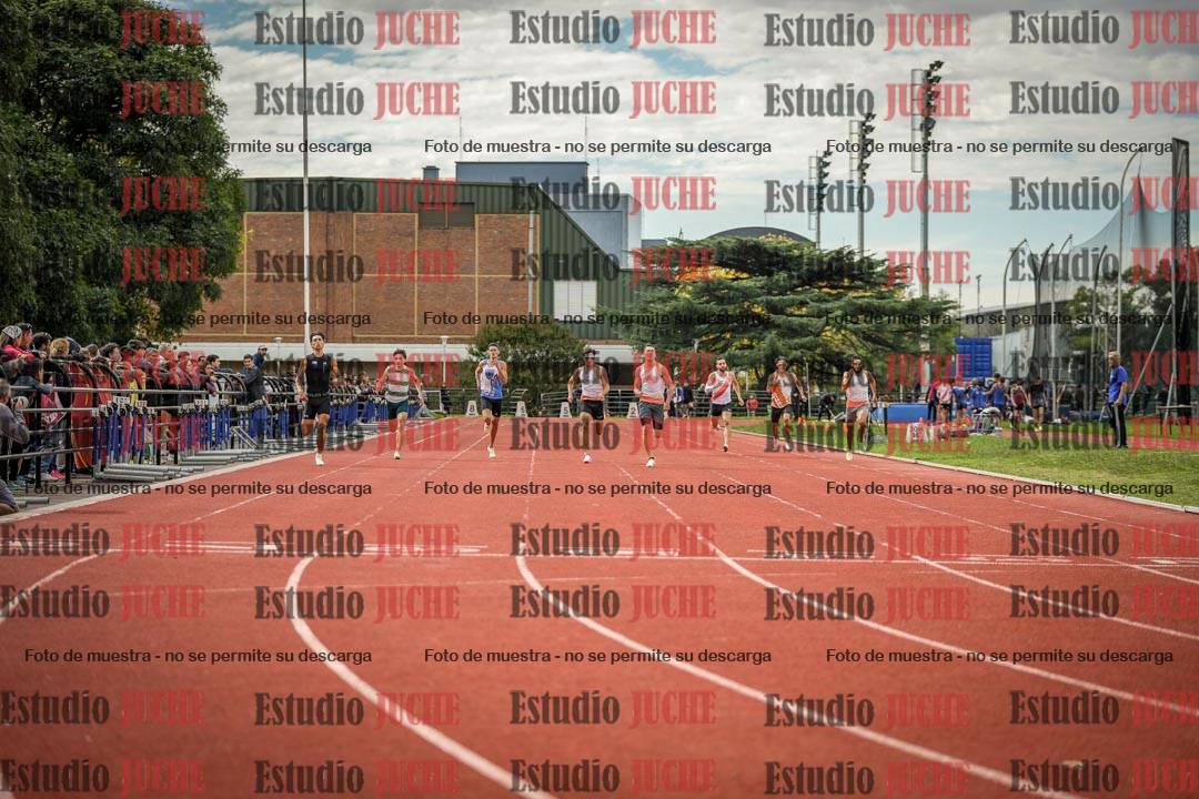 Fotos de los 400 m llanos de varones
