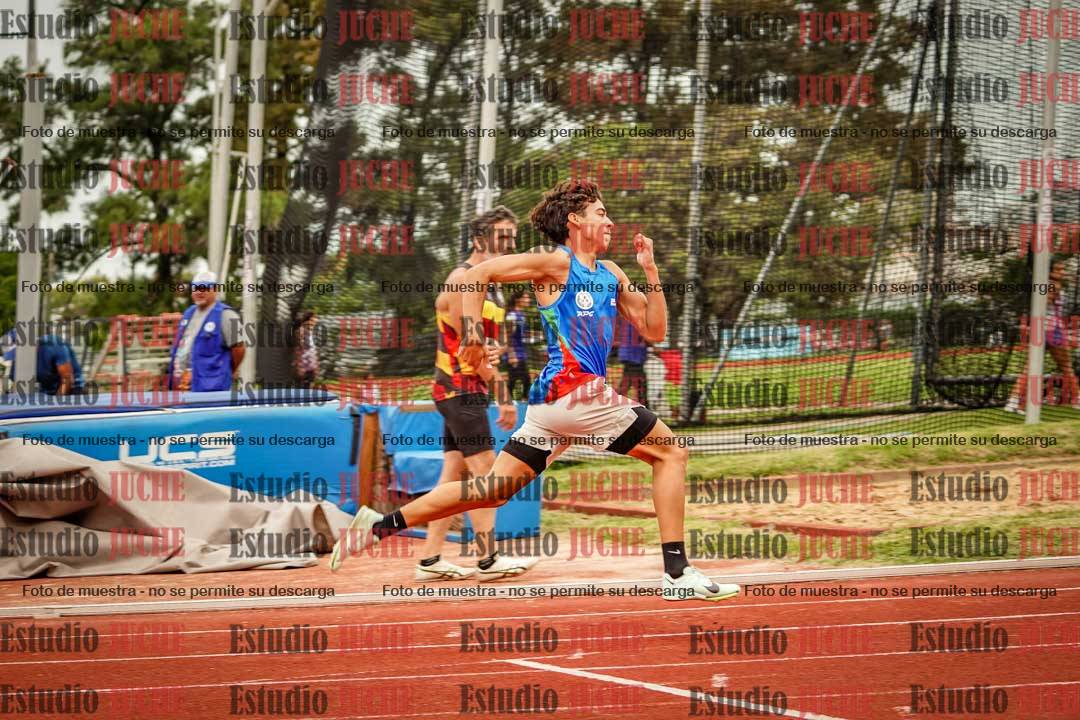 Fotos de los 400 m llanos de varones