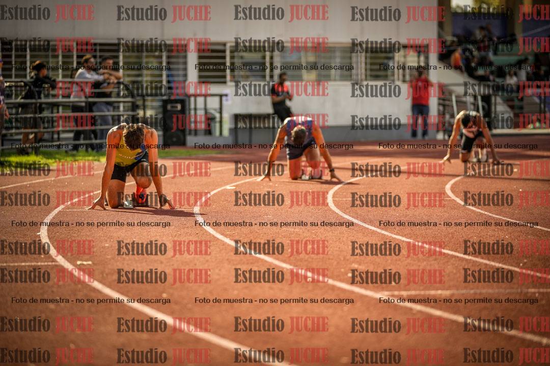 Fotos de los 400 m llanos de varones