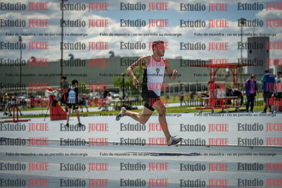 Fotos de los 400 m llanos de varones