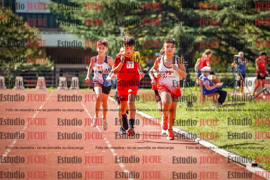 Fotos de los 1000 m llanos de varones