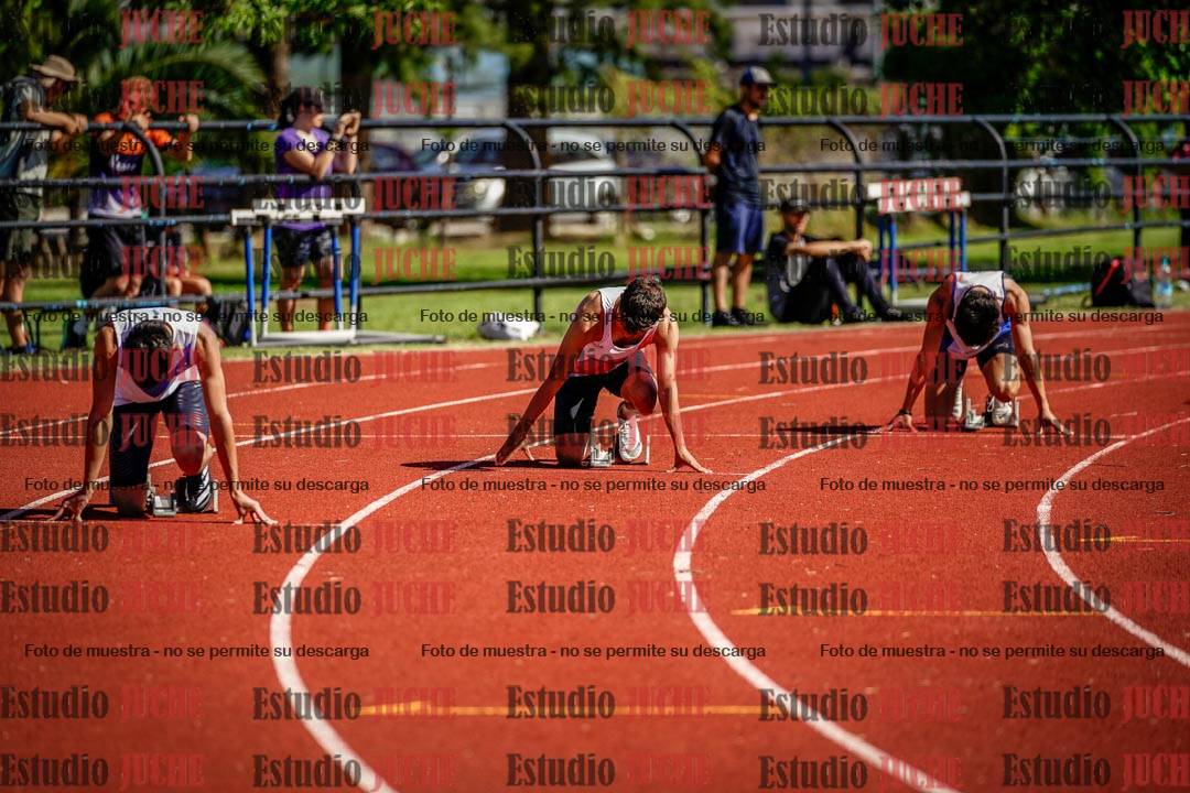 Fotos de los 200 m llanos de varones