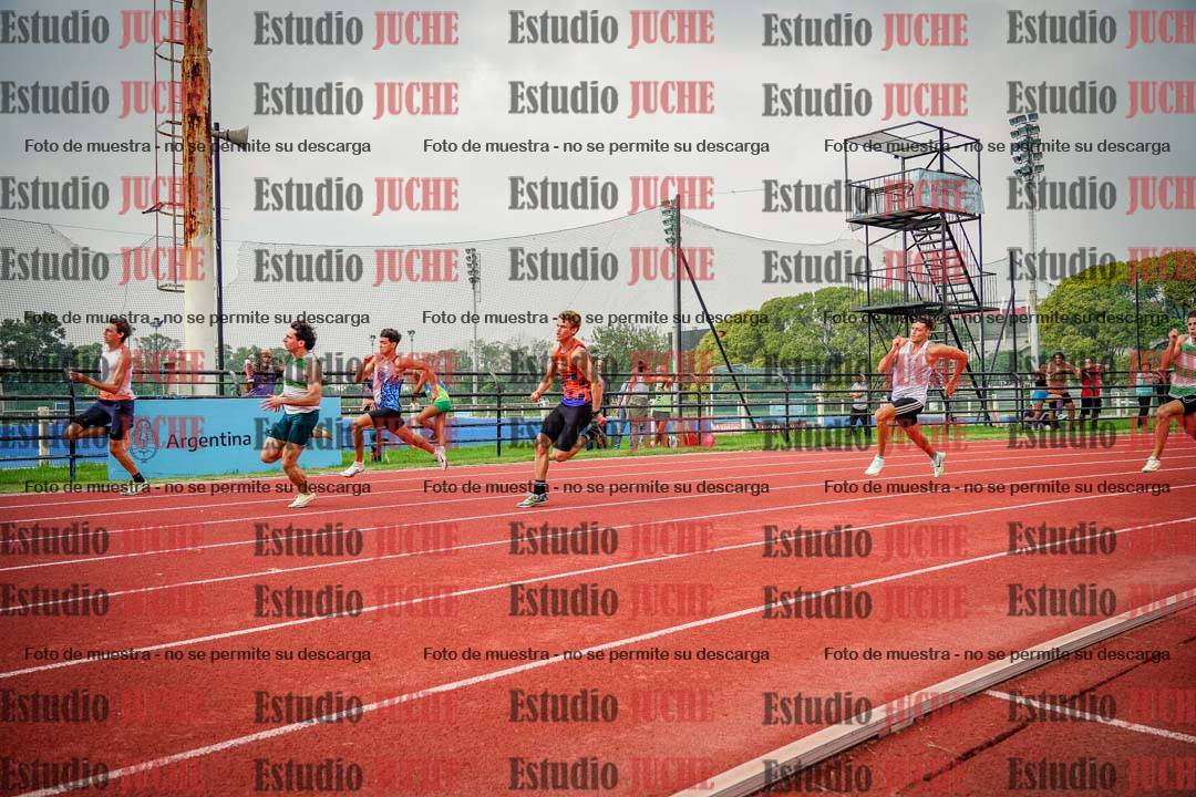 Fotos de los 200 m llanos de varones