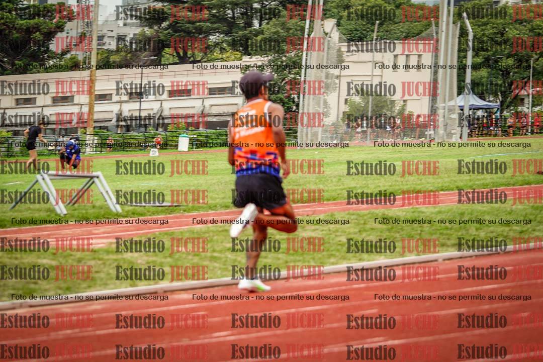 Fotos de los 400 m llanos de varones